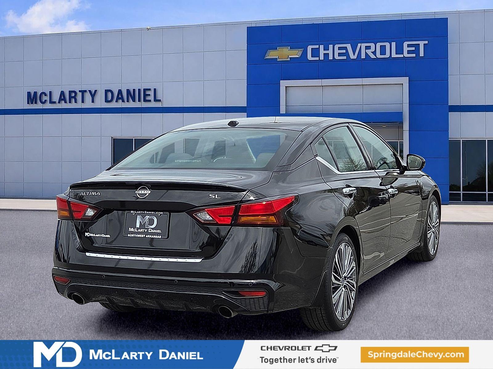 2023 Nissan Altima SL FWD