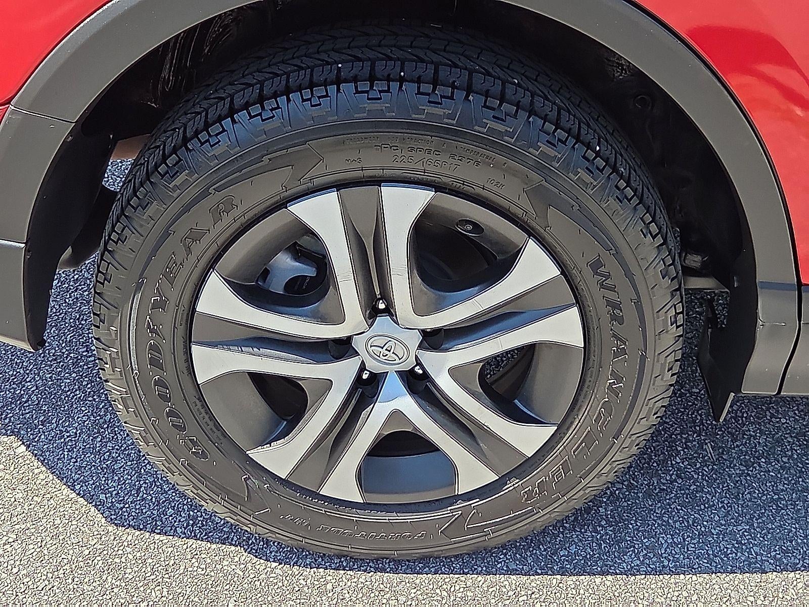 2016 Toyota RAV4 LE