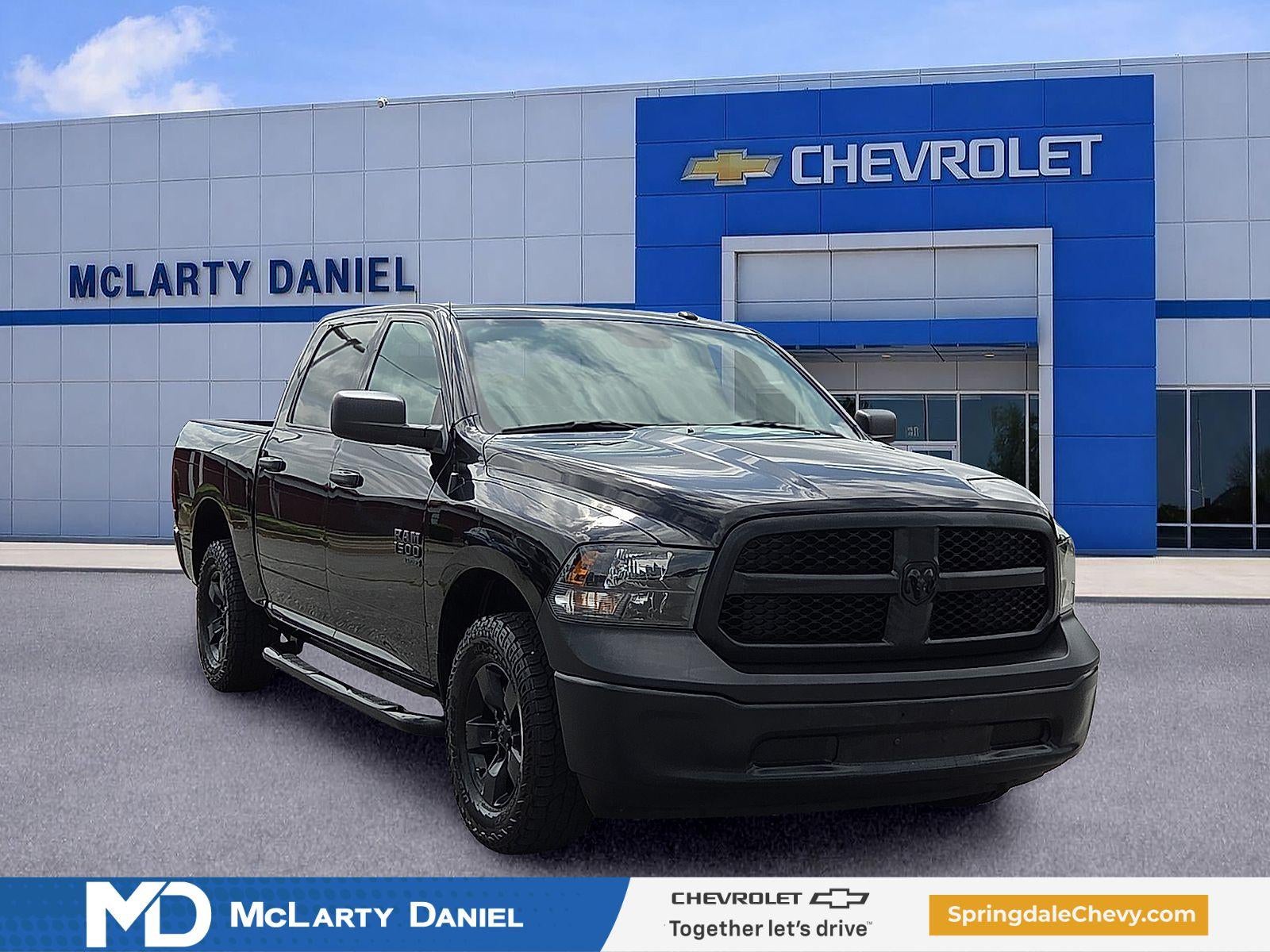 2021 RAM 1500 Classic Tradesman Crew Cab 4x4 5'7" Box