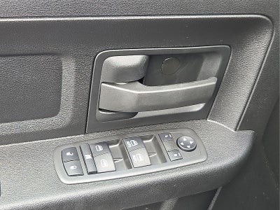 2021 RAM 1500 Classic Tradesman Crew Cab 4x4 5'7" Box