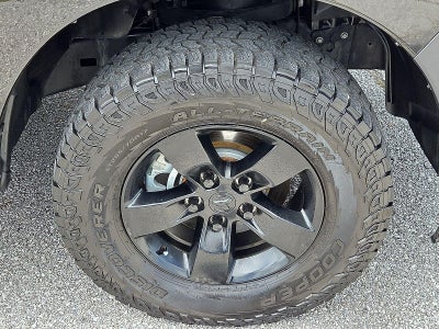 2021 RAM 1500 Classic Tradesman Crew Cab 4x4 5'7" Box