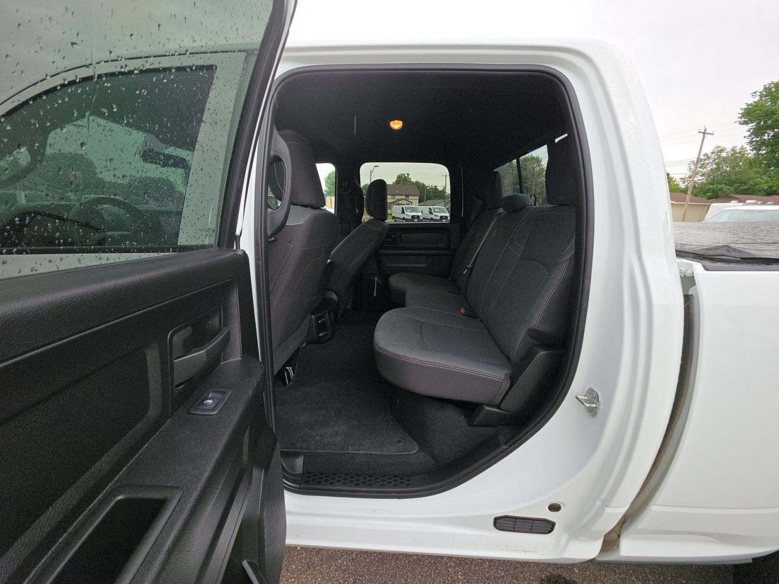 2023 RAM 2500 Tradesman Crew Cab 4x4 6'4" Box