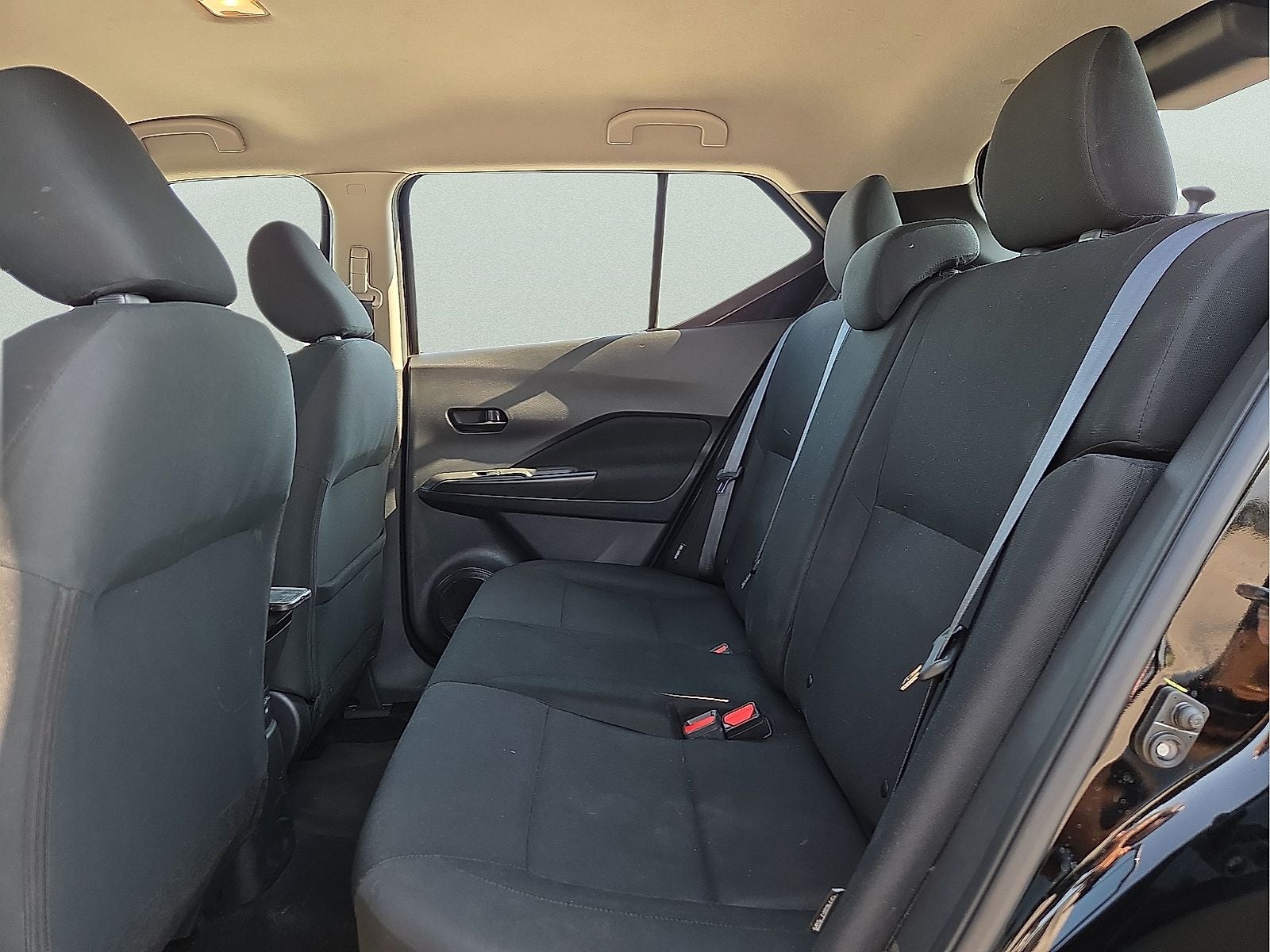 2023 Nissan Kicks S Xtronic CVT