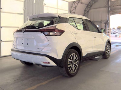 2022 Nissan Kicks SV Xtronic CVT