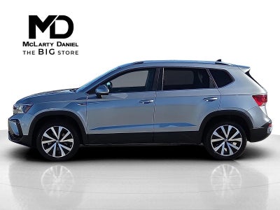 2024 Volkswagen Taos SE