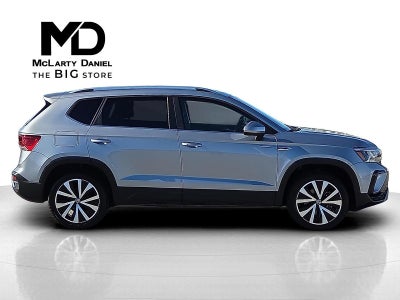 2024 Volkswagen Taos SE