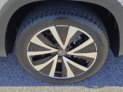 2024 Volkswagen Taos SE