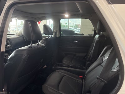 2022 Nissan Pathfinder SL 2WD