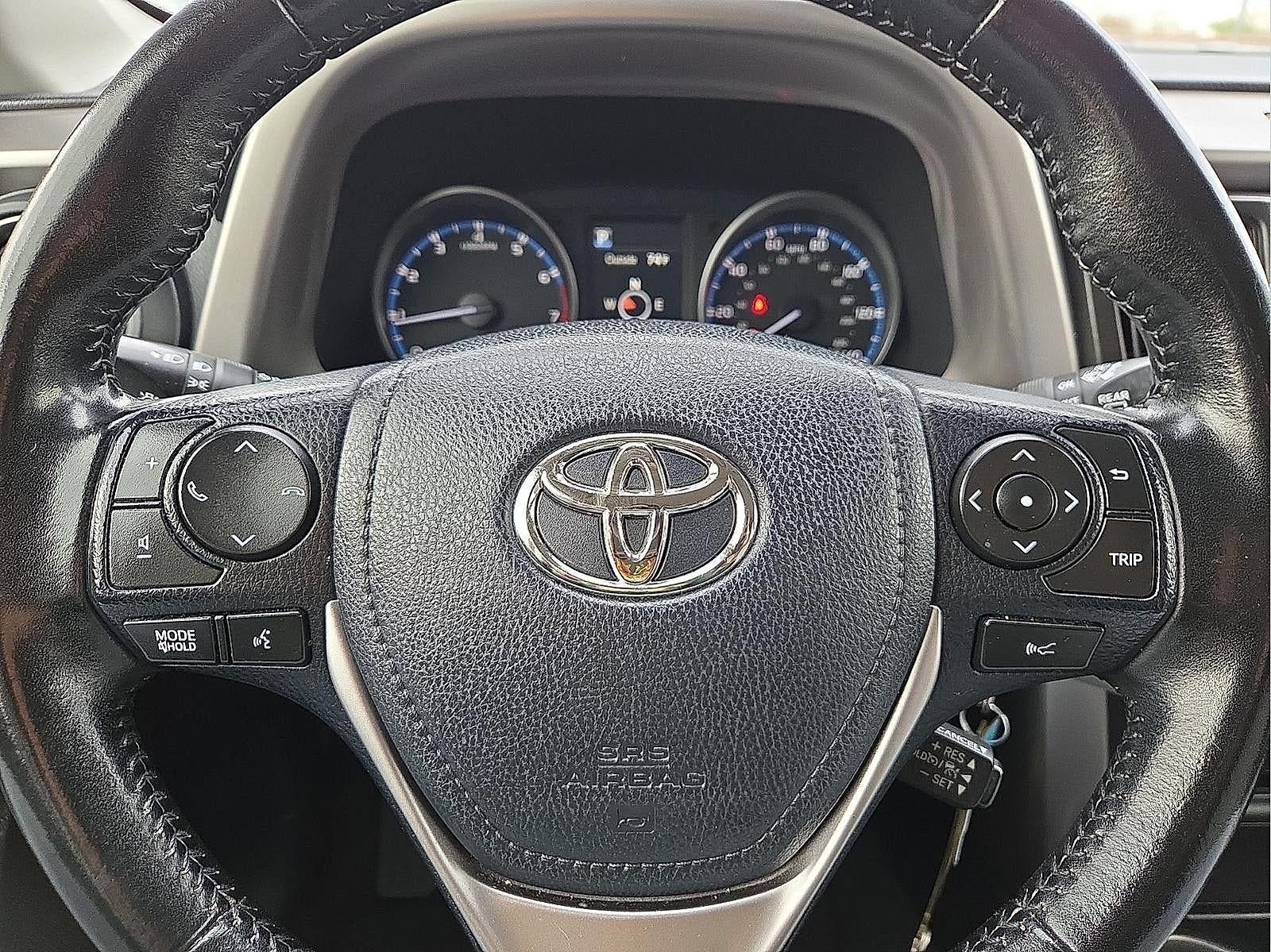 2017 Toyota RAV4 XLE