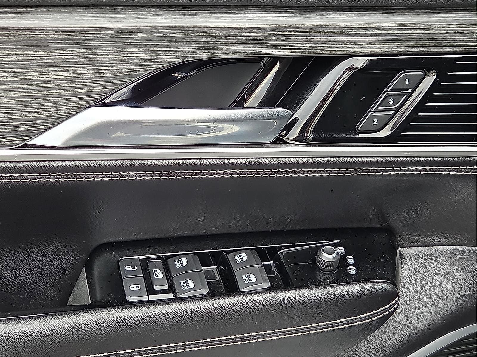 2023 Jeep Wagoneer Series III