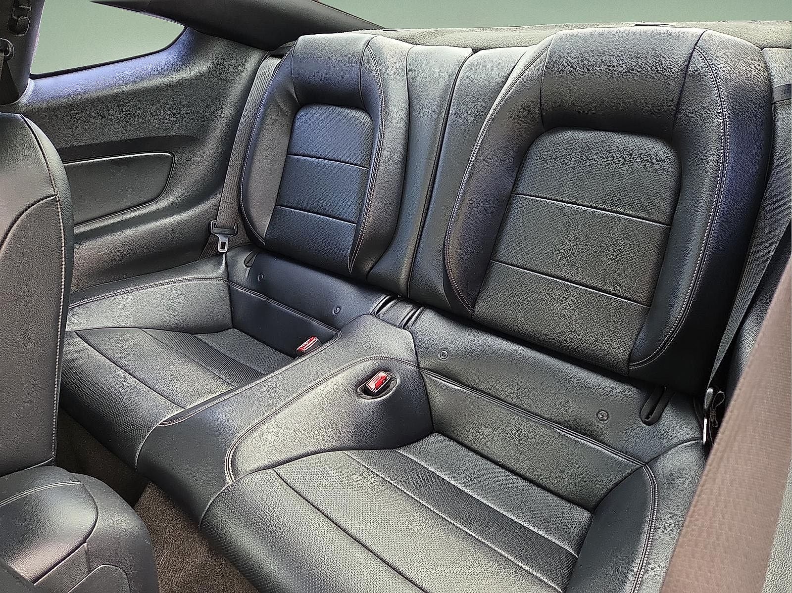 2015 Ford Mustang EcoBoost Premium