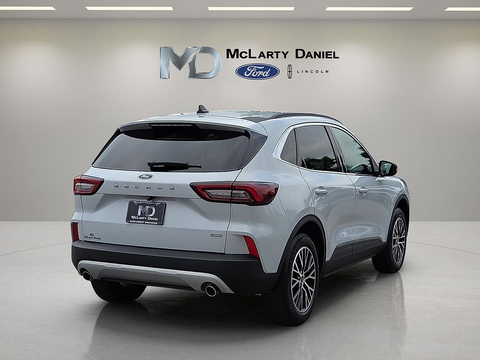 2025 Ford Escape Plug-In Hybrid Base