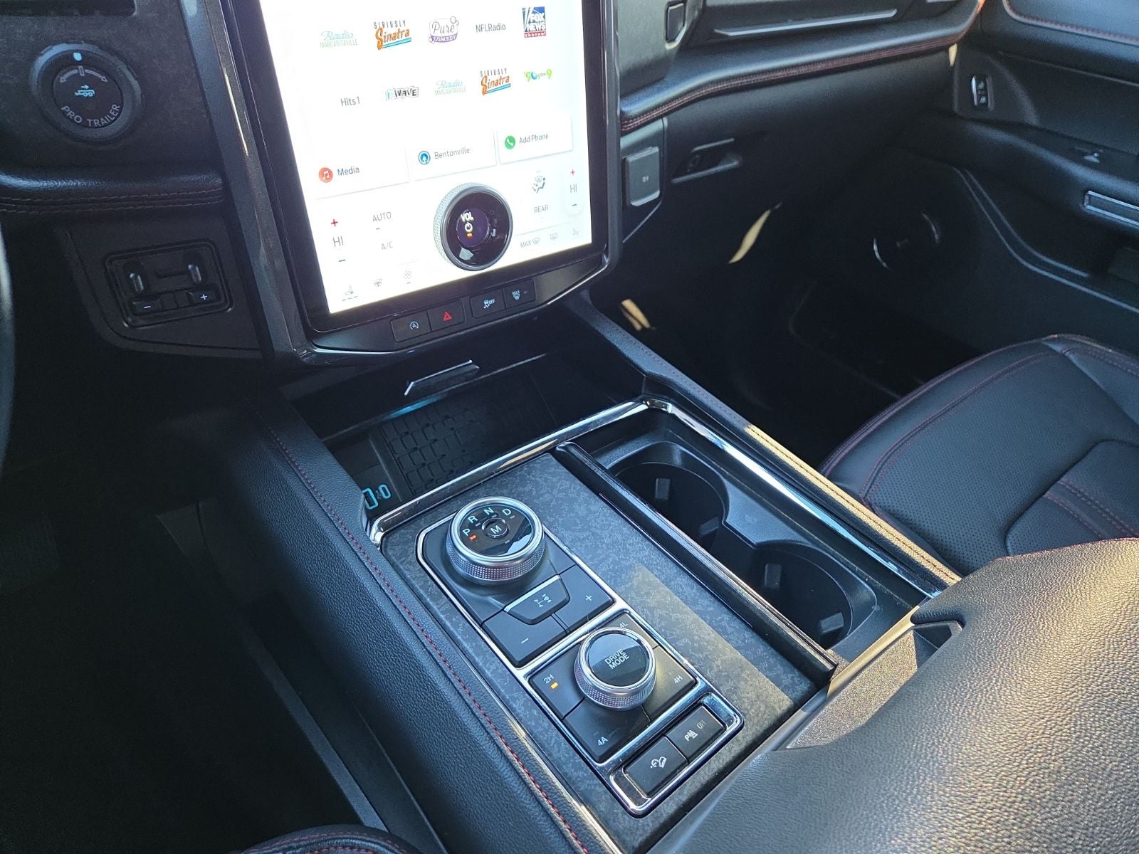 2024 Ford Expedition Limited Stealth Performance Edition