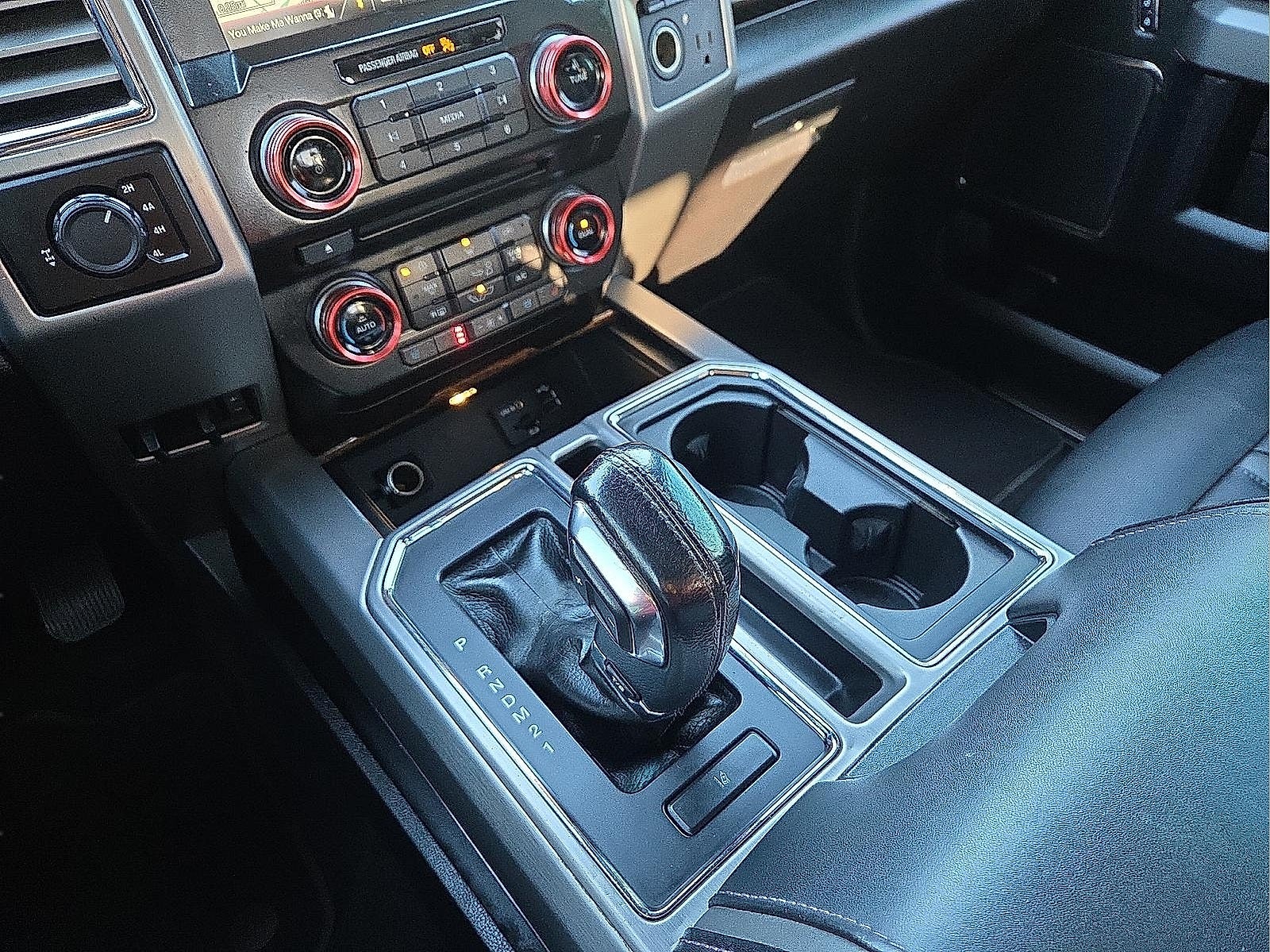 2015 Ford F-150 Platinum