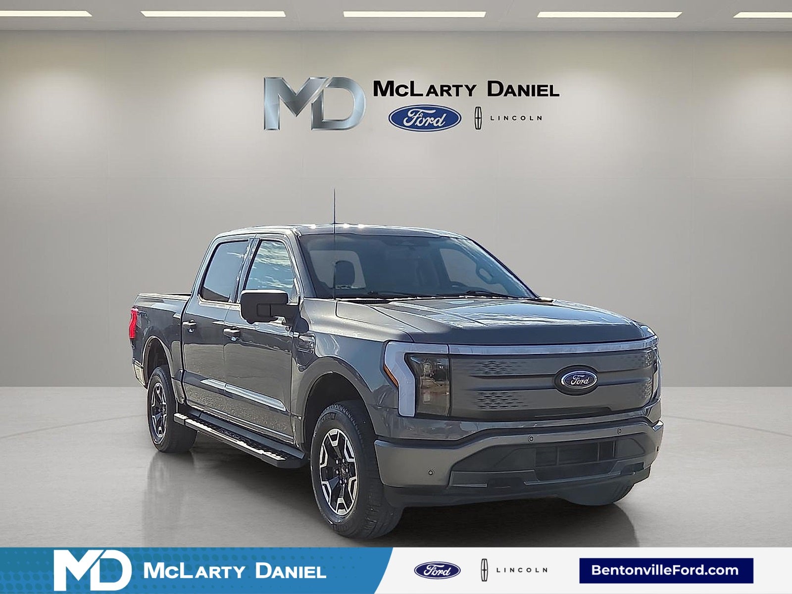 2023 Ford F-150 Lightning XLT