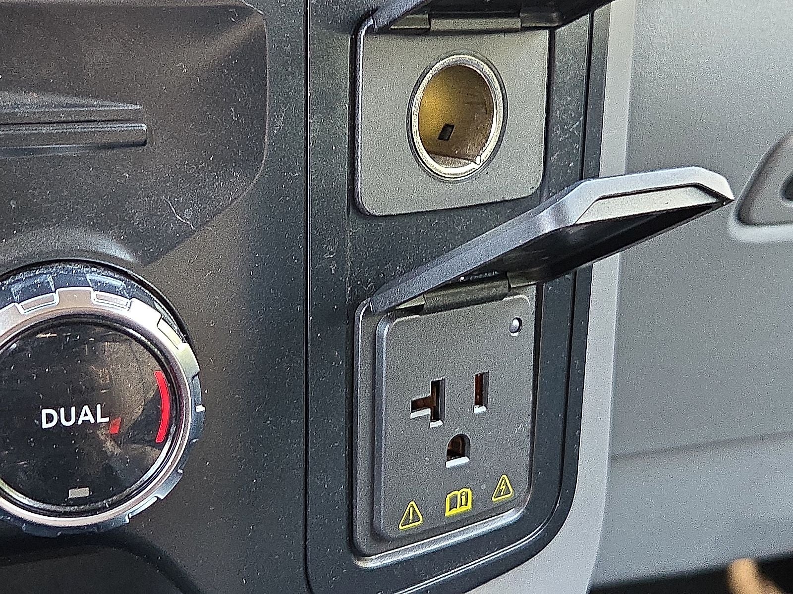 2024 Ford F-150 Lightning XLT