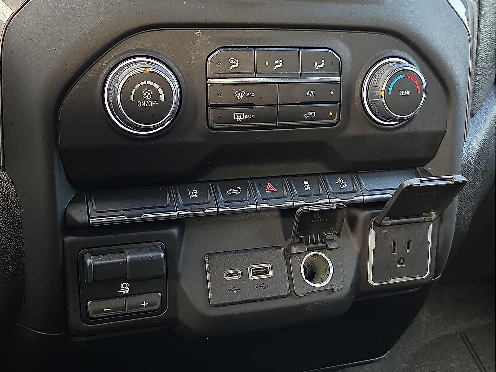 2024 Chevrolet Silverado 2500HD Custom