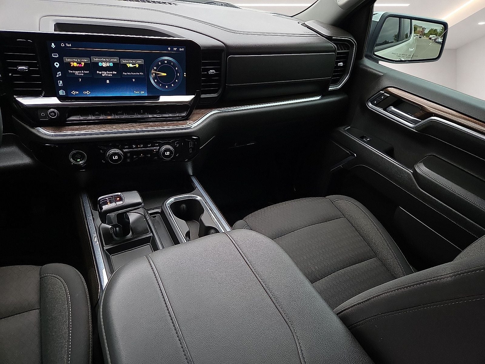 2024 Chevrolet Silverado 1500 LT LT1