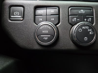 2024 Chevrolet Silverado 1500 LT LT1