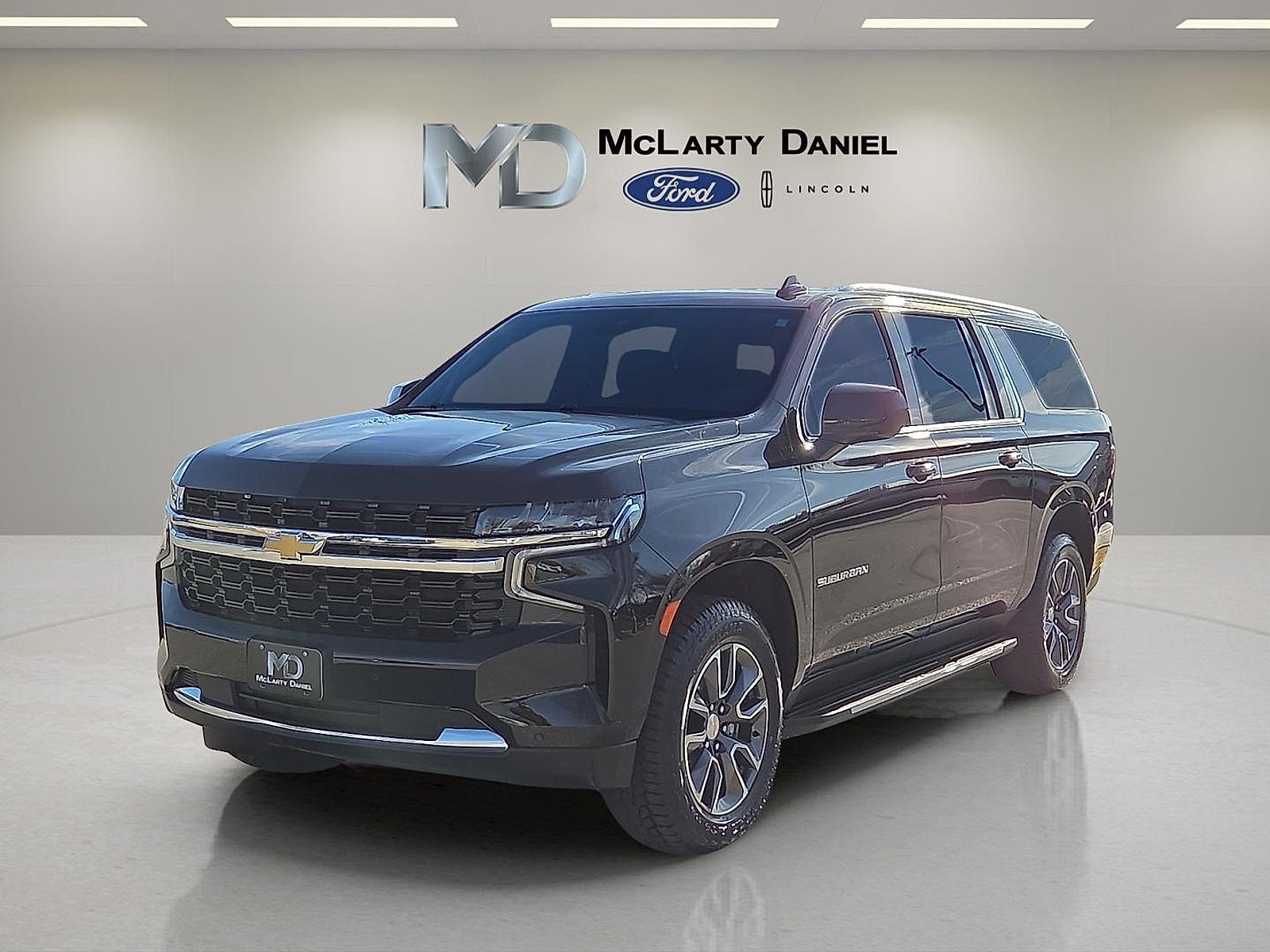 2024 Chevrolet Suburban LS