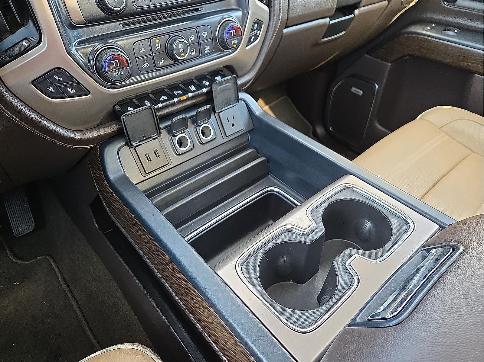 2017 GMC Sierra 3500HD Denali