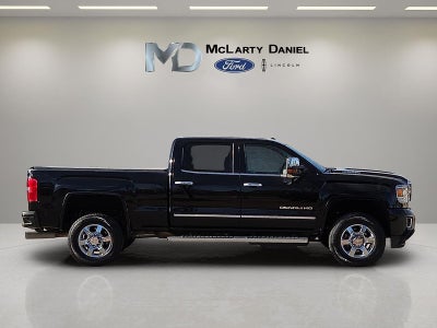 2017 GMC Sierra 3500HD Denali