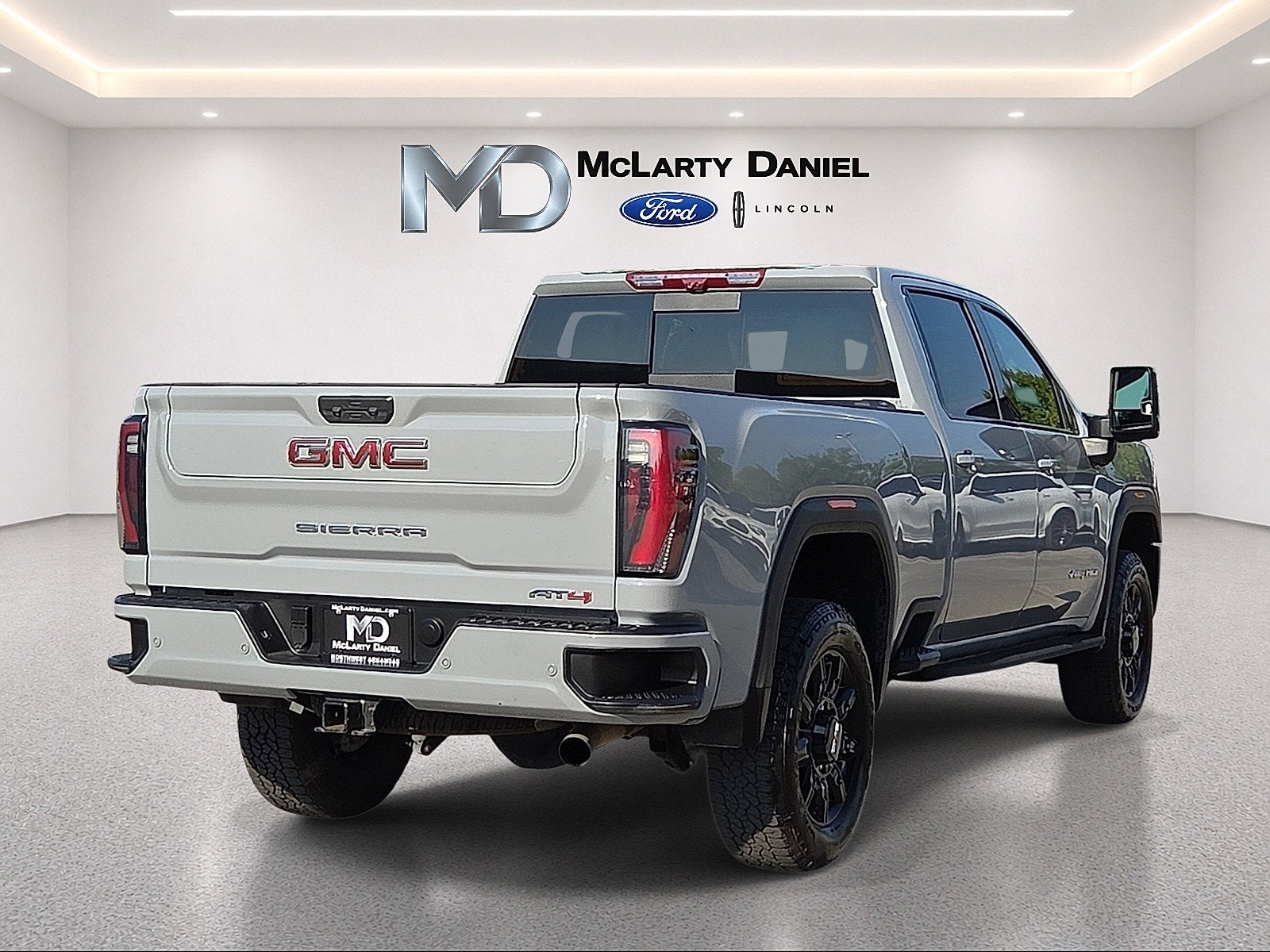2025 GMC Sierra 2500HD AT4