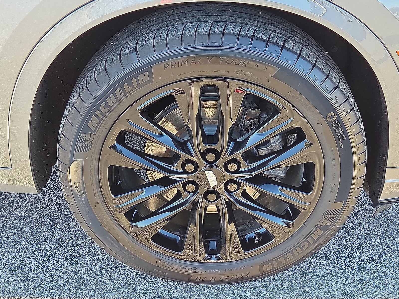 2024 Cadillac XT6 Luxury