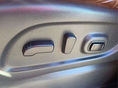 2020 Nissan Titan Platinum Reserve