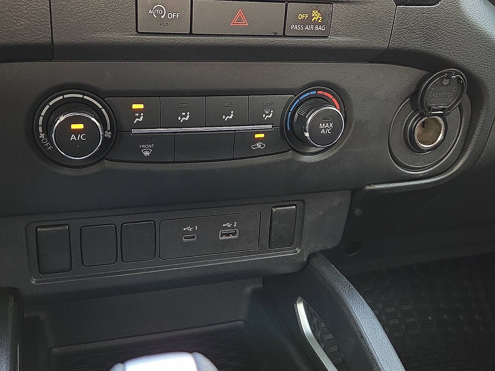 2023 Nissan Frontier SV