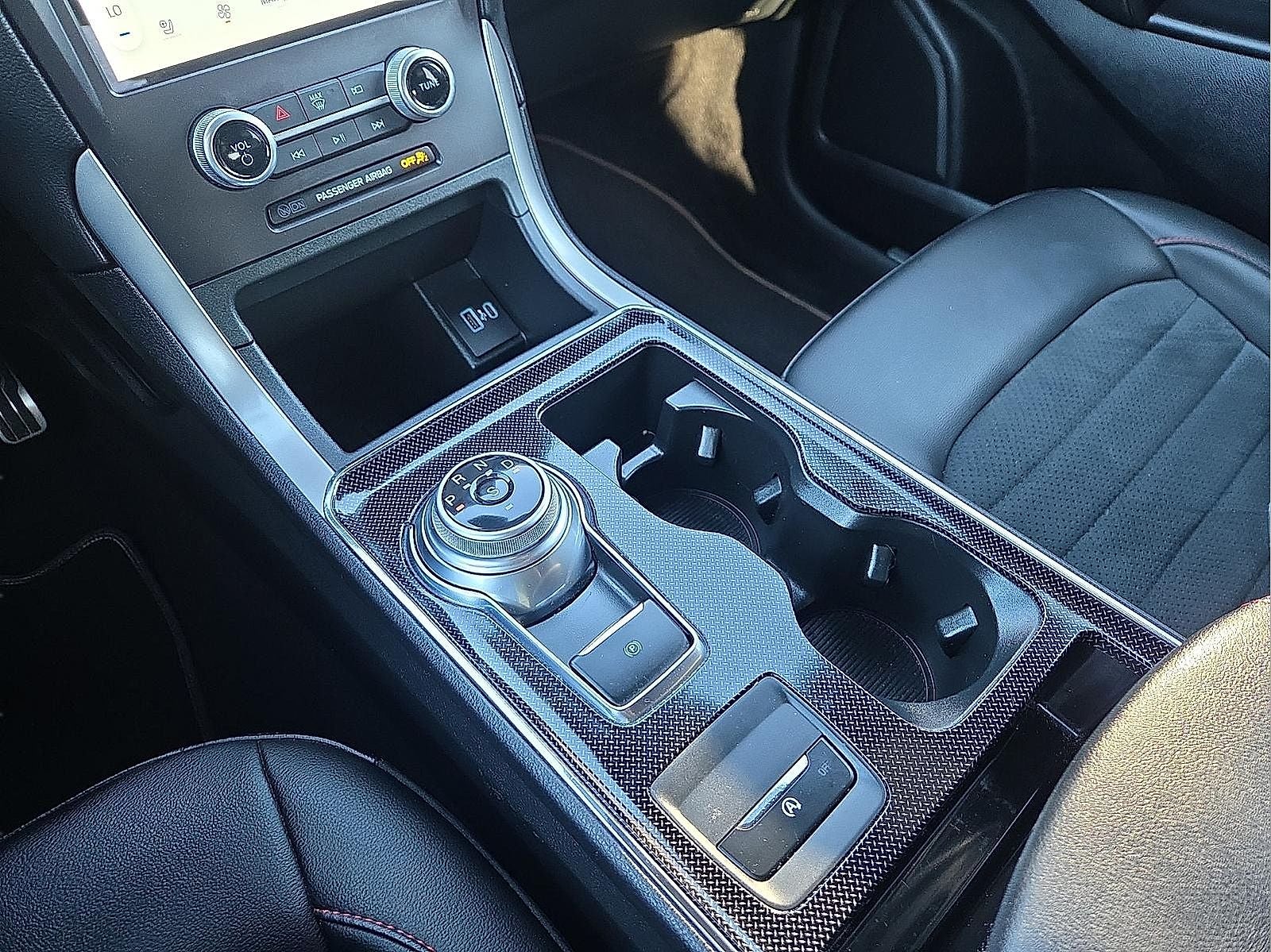 2021 Ford Edge ST Line