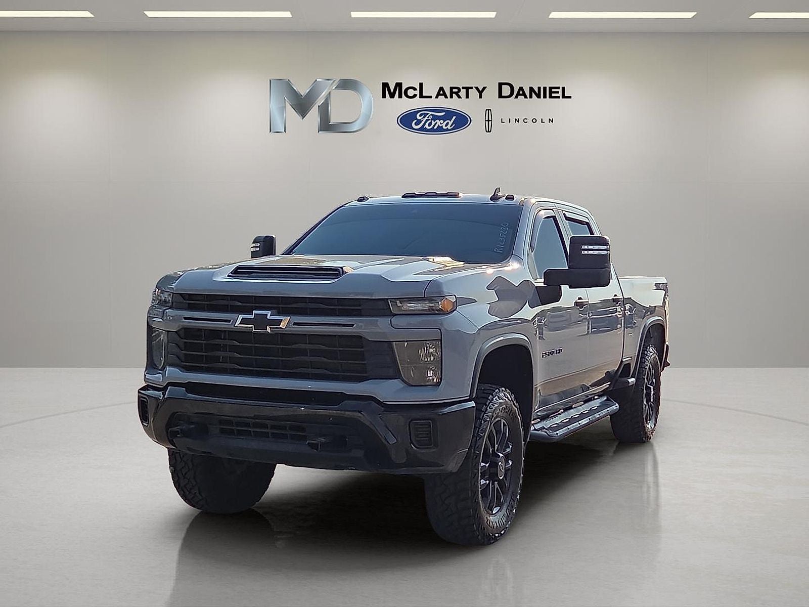 2024 Chevrolet Silverado 2500HD Custom