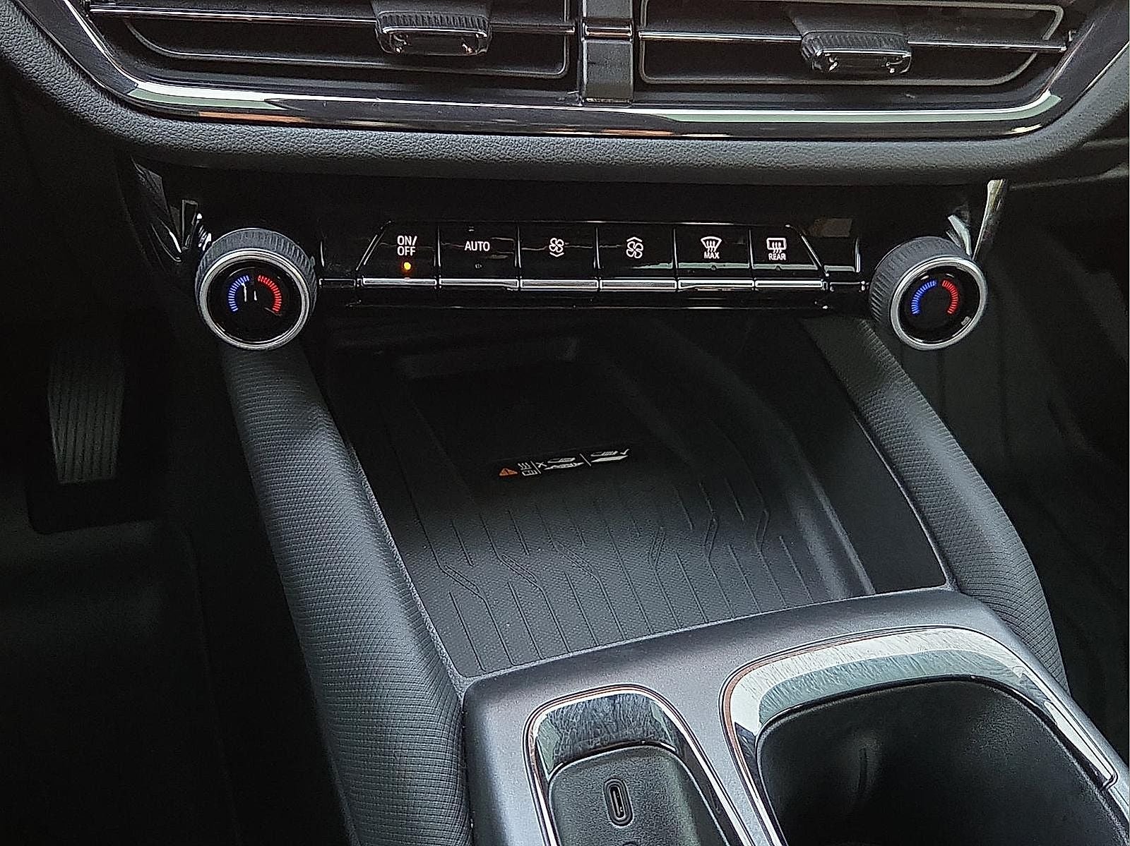 2025 Chevrolet Equinox EV RS