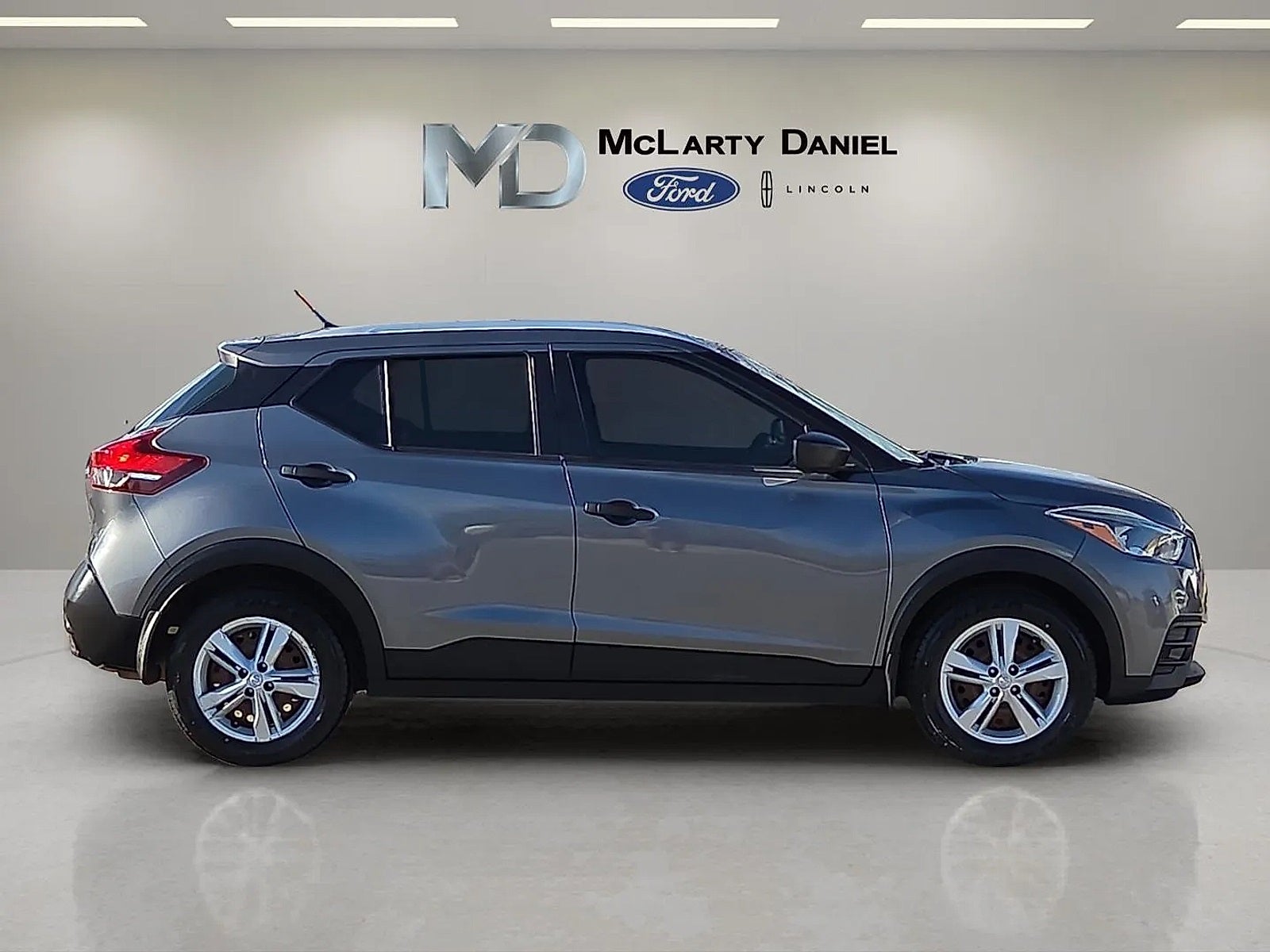 2018 Nissan Kicks S