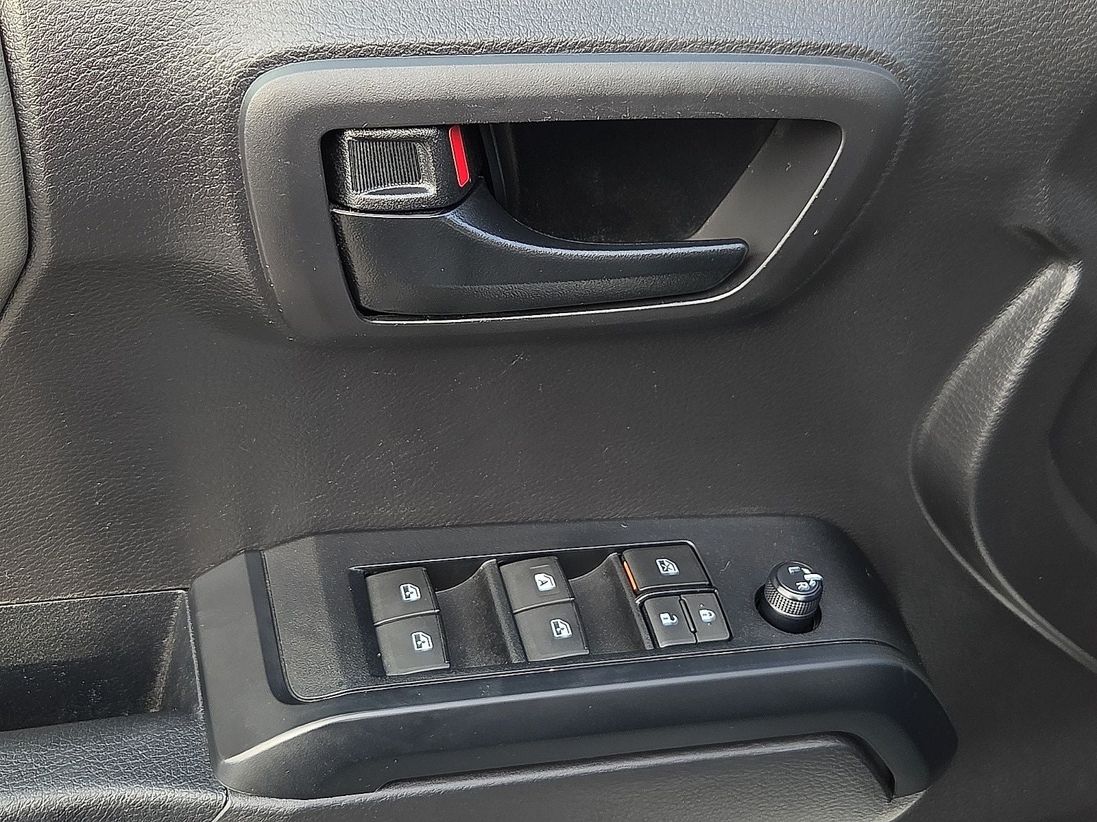 2022 Toyota Tacoma SR V6