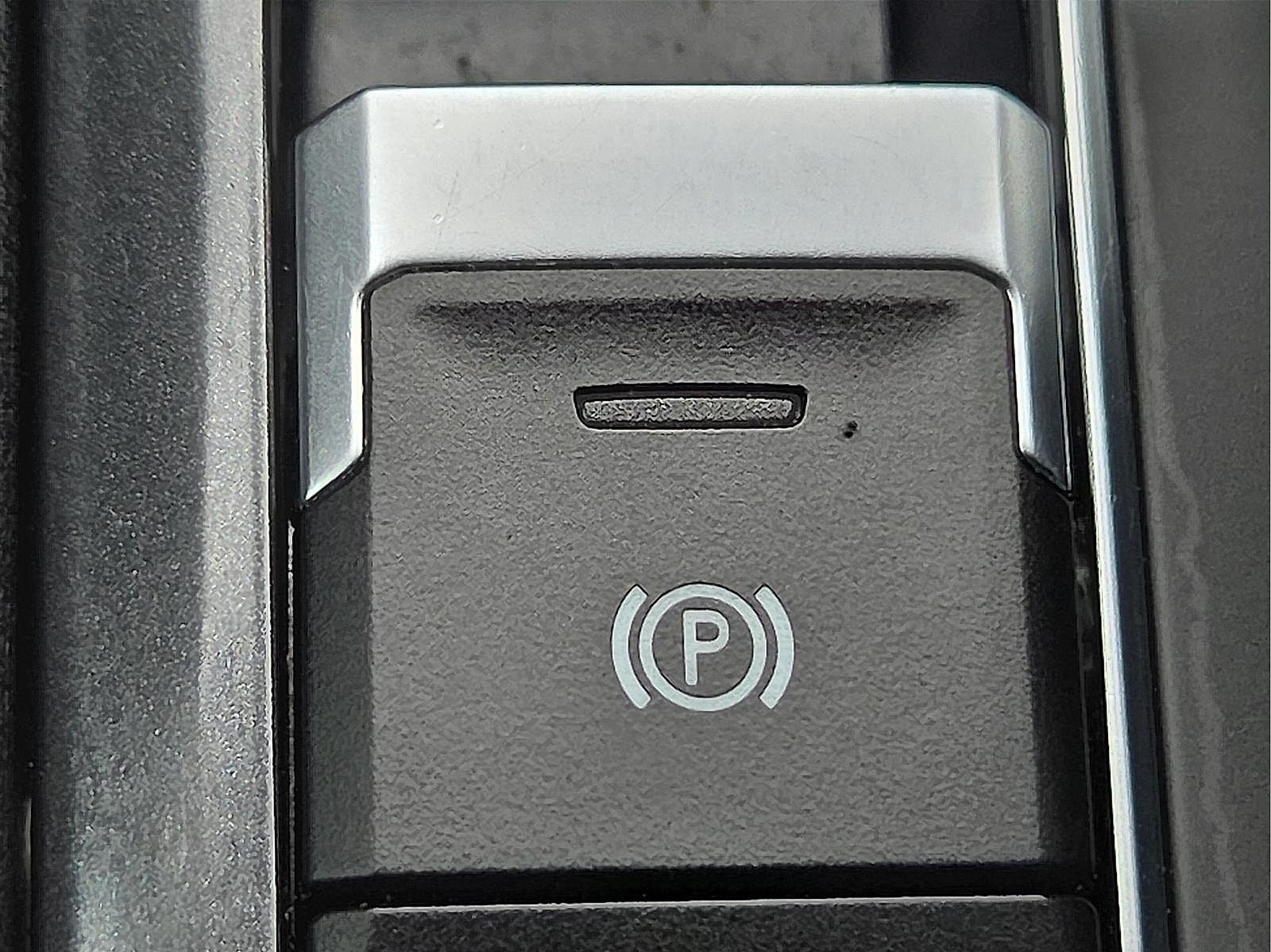 2020 Volkswagen Tiguan 2.0T SE