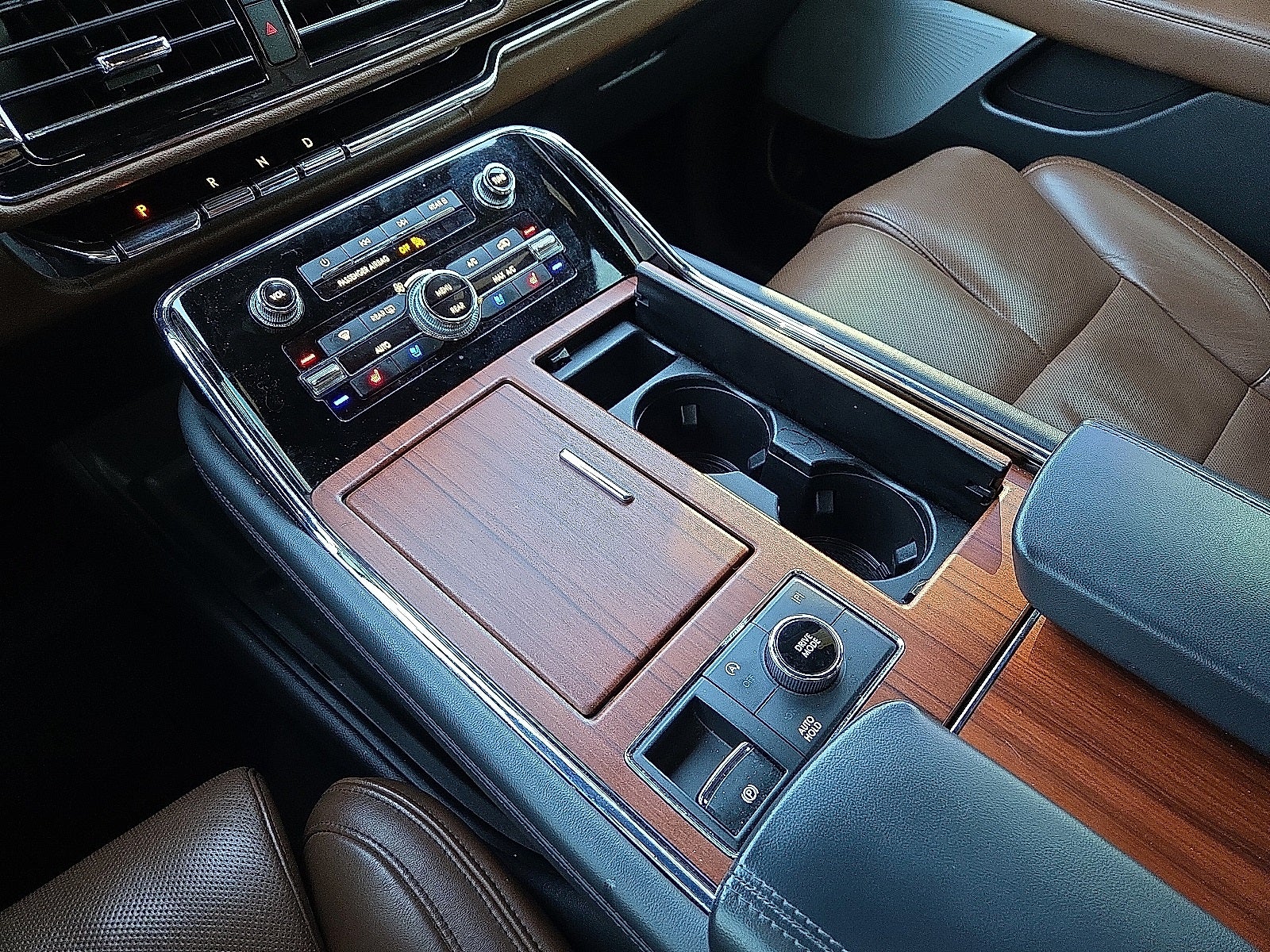 2024 Lincoln Navigator L L Reserve