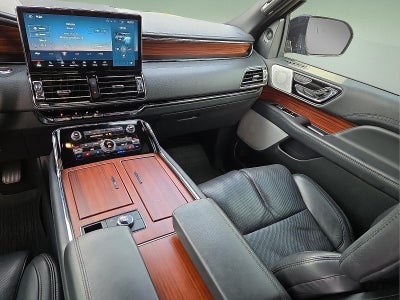 2024 Lincoln Navigator L Reserve