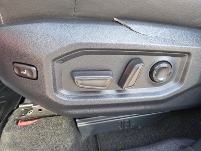 2022 Toyota Tundra Hybrid Capstone