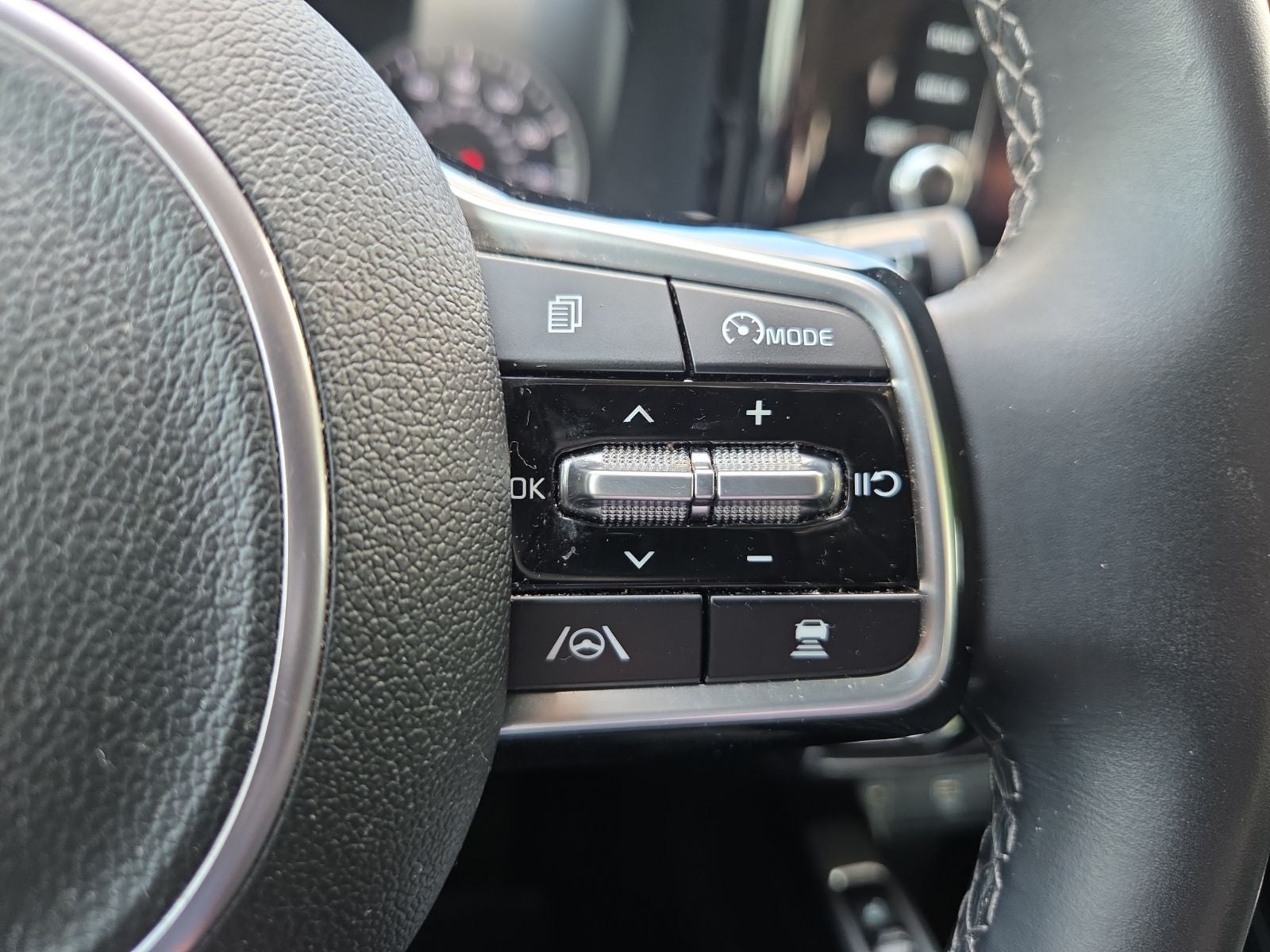 2023 Kia Sorento Hybrid EX
