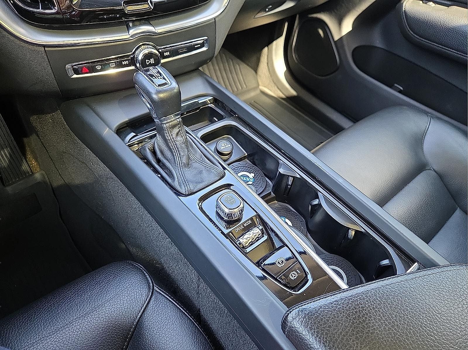 2018 Volvo XC60 T6 Momentum