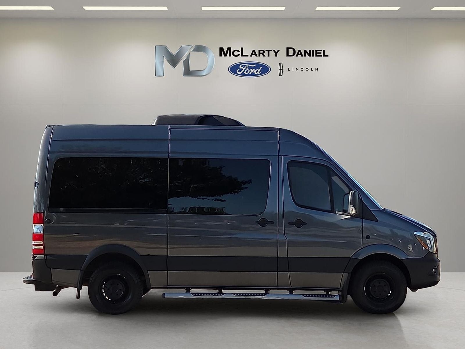 2018 Mercedes-Benz Sprinter 2500 Passenger 144 WB