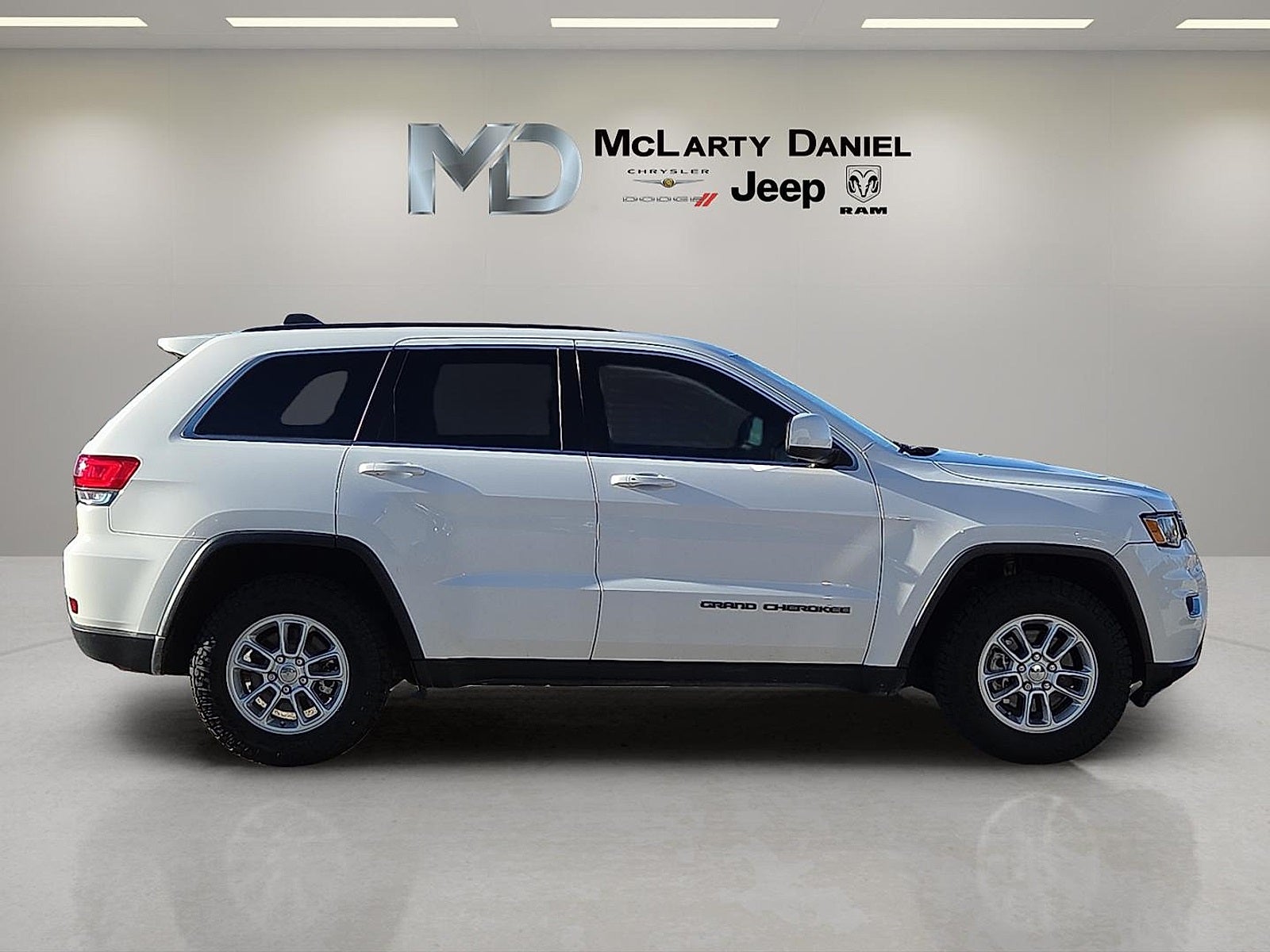 2018 Jeep Grand Cherokee Laredo 4x4