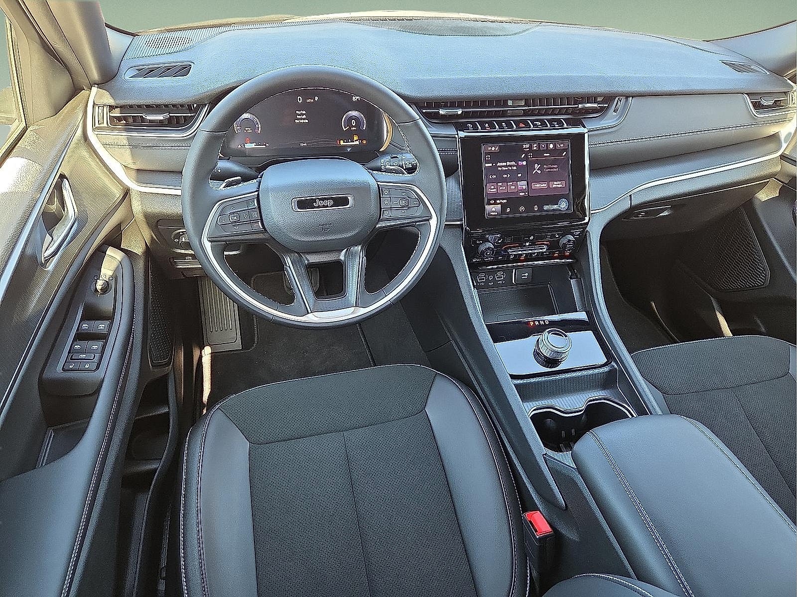 2025 Jeep Grand Cherokee Altitude X 4x4