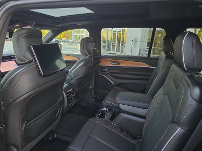2025 Jeep Grand Cherokee L Summit Reserve 4x4
