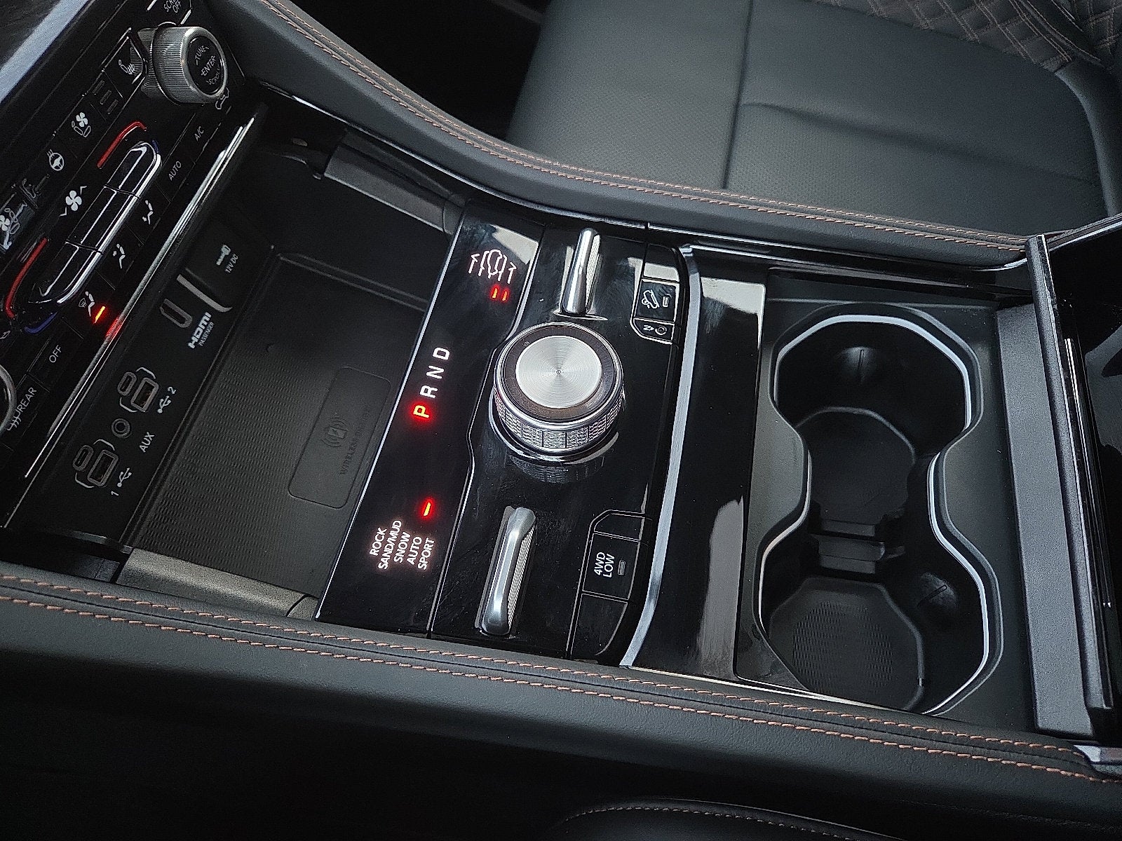 2025 Jeep Grand Cherokee L Summit Reserve 4x4