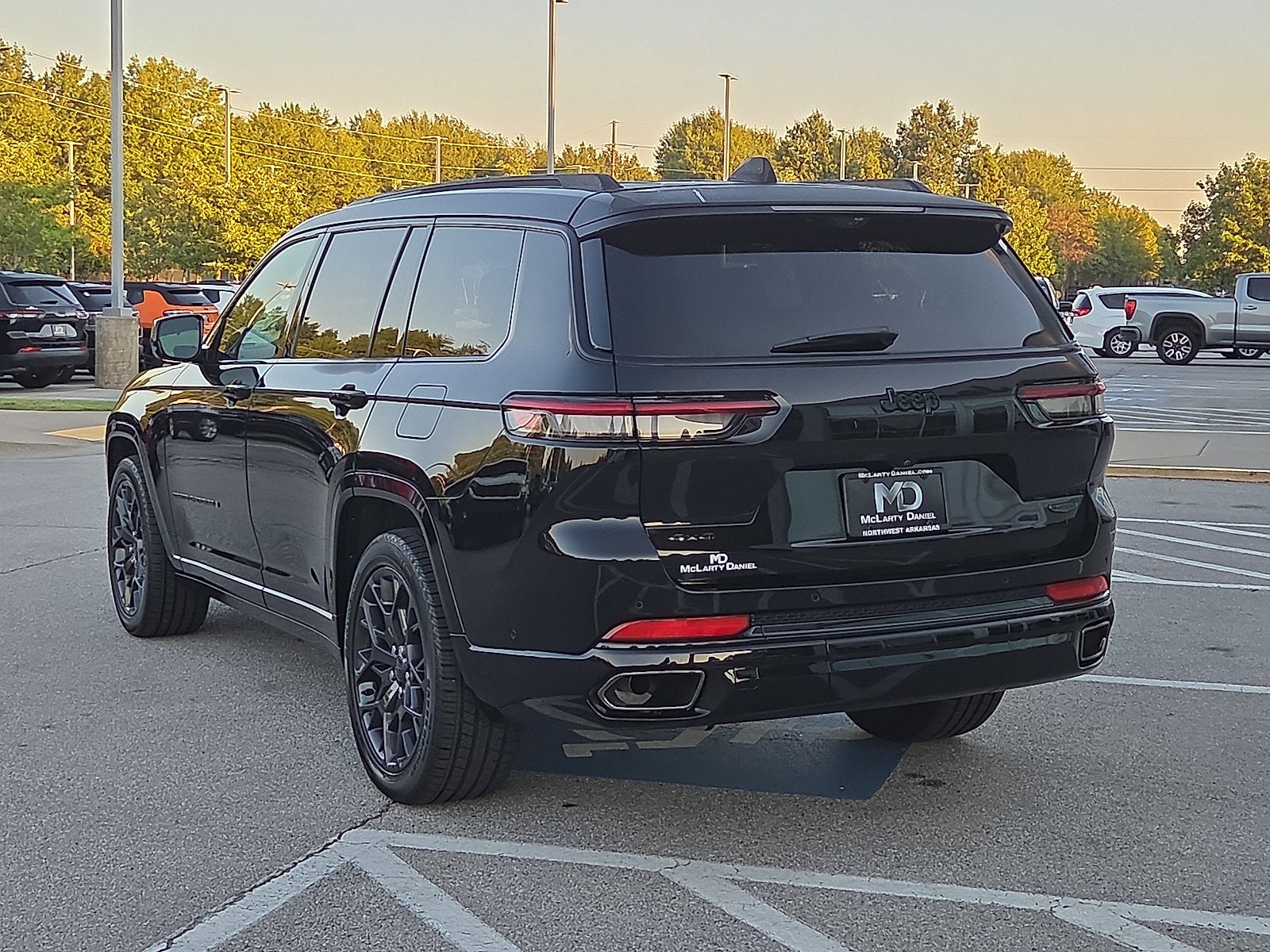2025 Jeep Grand Cherokee L Summit Reserve 4x4
