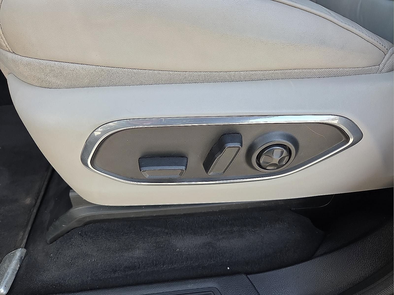 2022 Jeep Wagoneer Series III 4x2