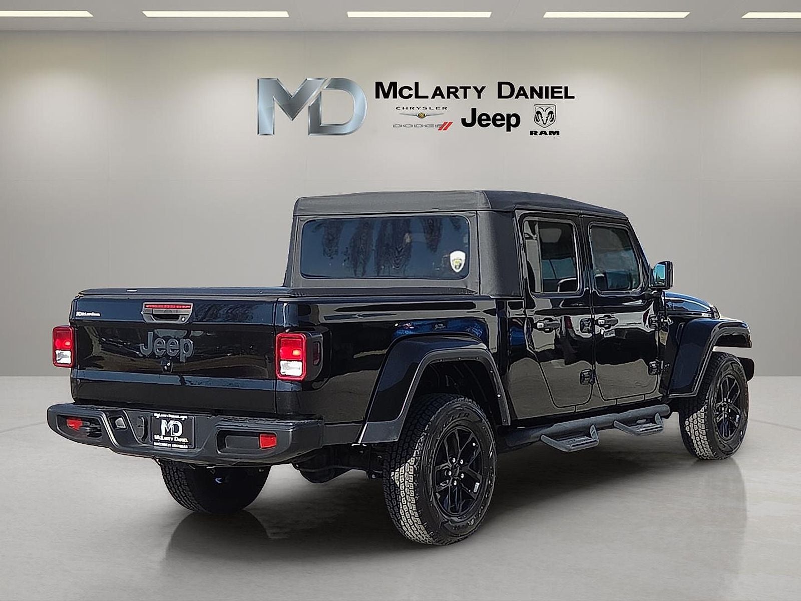 2023 Jeep Gladiator Sport S 4x4