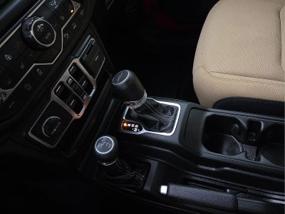 2022 Jeep Gladiator Overland 4x4